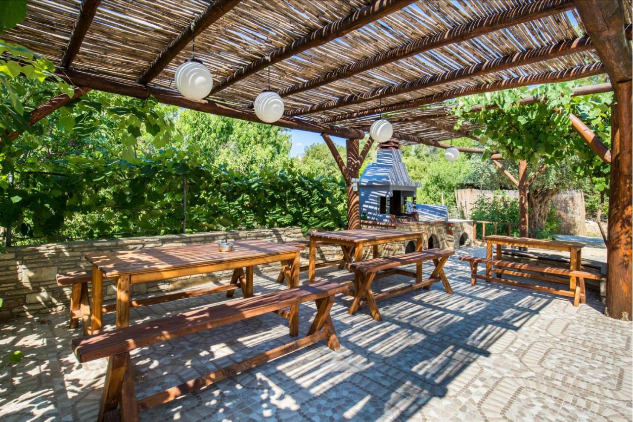 Haus Sofi Pefkari Exterior foto